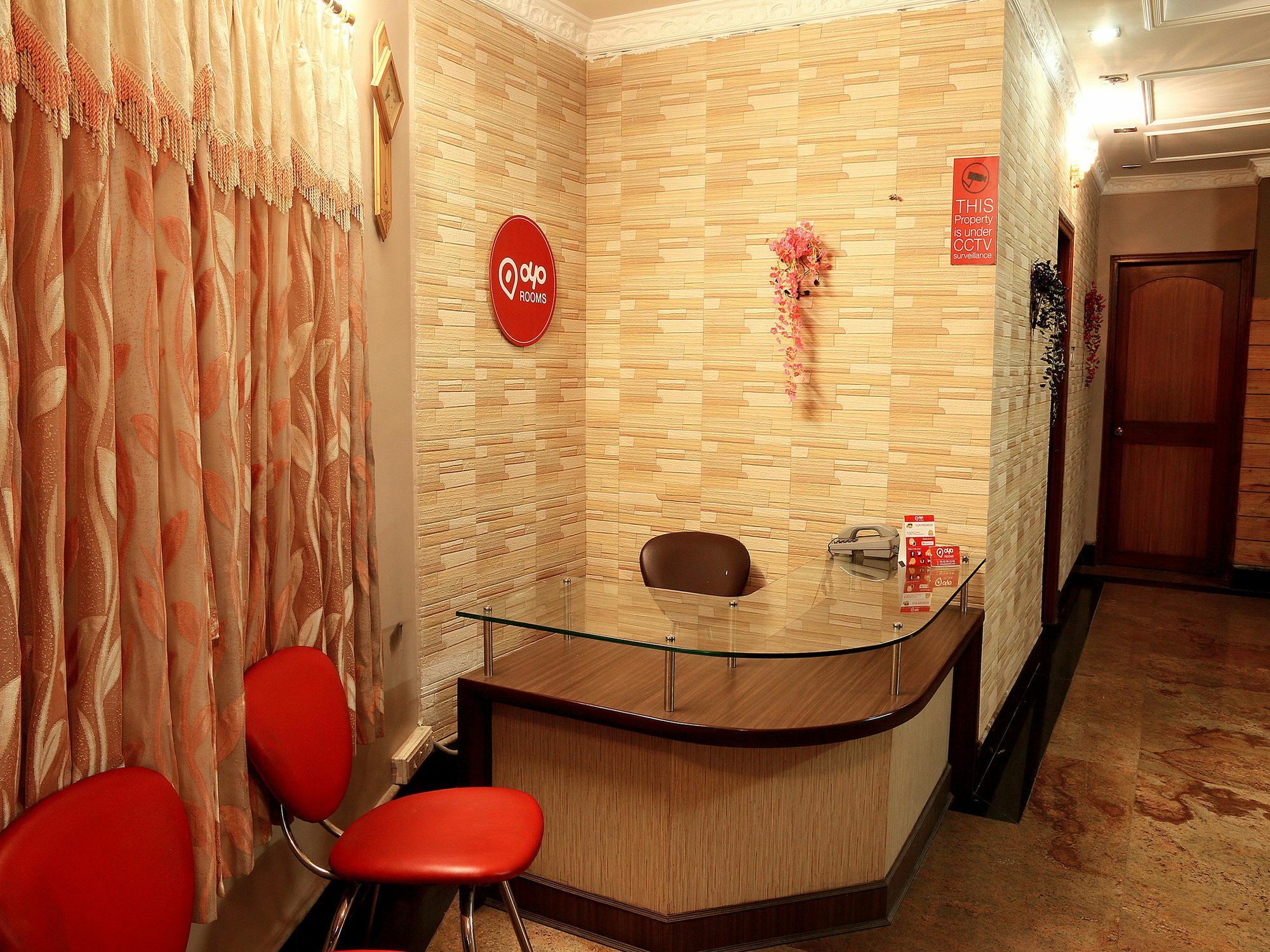 Oyo 2510 Near Camac Street Otel Kalküta Dış mekan fotoğraf