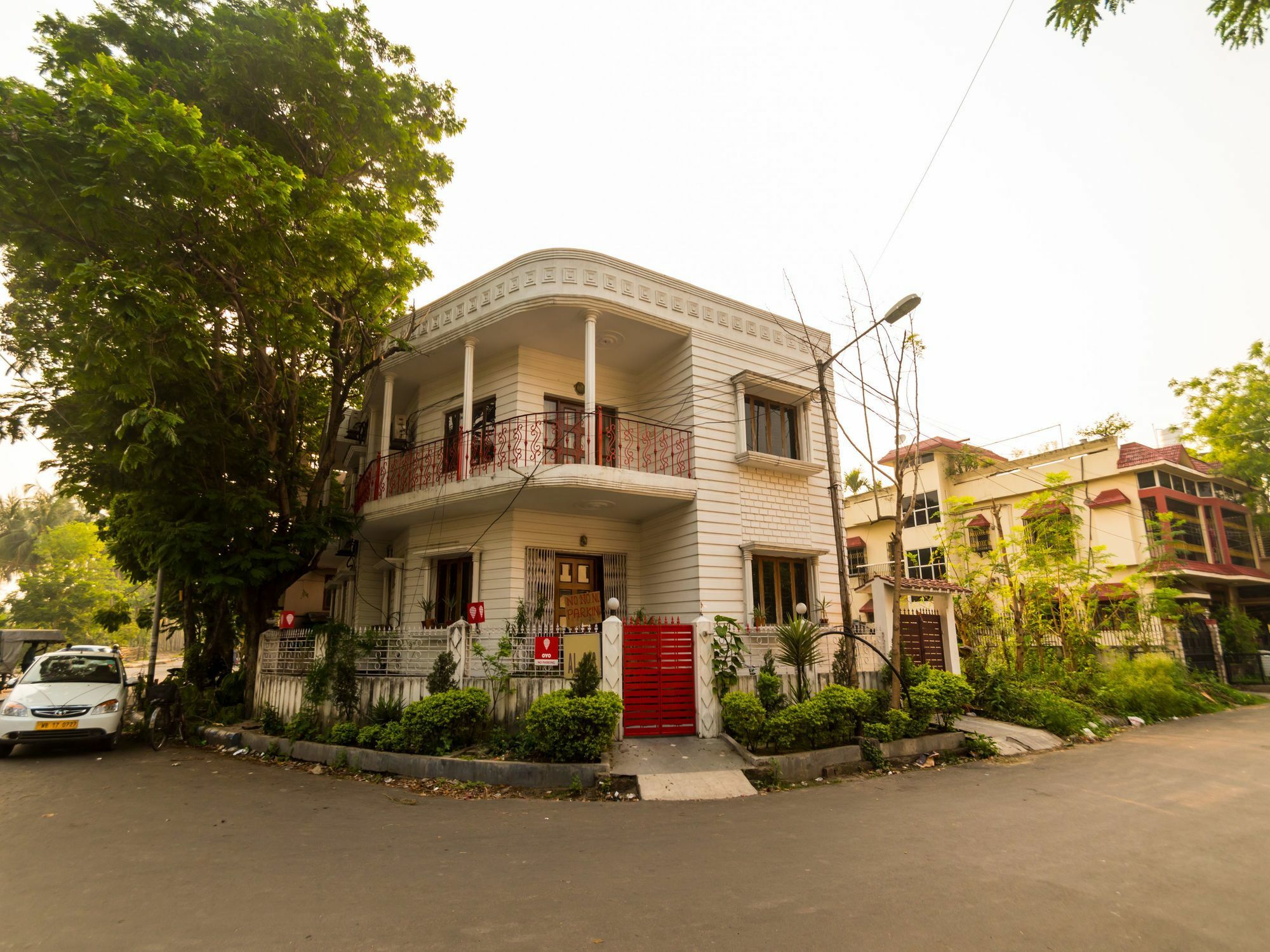 Oyo 2510 Near Camac Street Otel Kalküta Dış mekan fotoğraf
