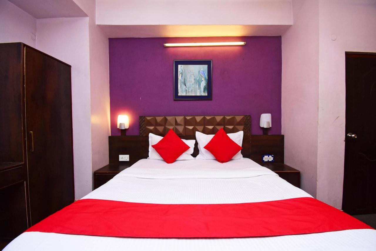 Oyo 2510 Near Camac Street Otel Kalküta Dış mekan fotoğraf