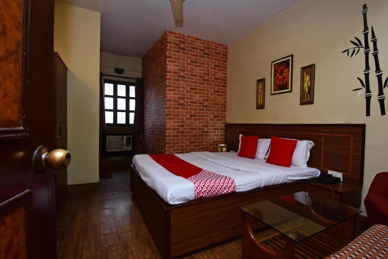 Oyo 2510 Near Camac Street Otel Kalküta Dış mekan fotoğraf